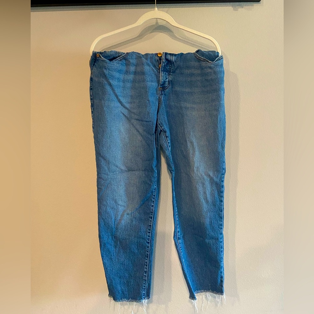 Universal Thread Jeans